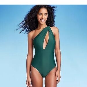 Green Shade & Shore size XL one piece cut out swimsuit